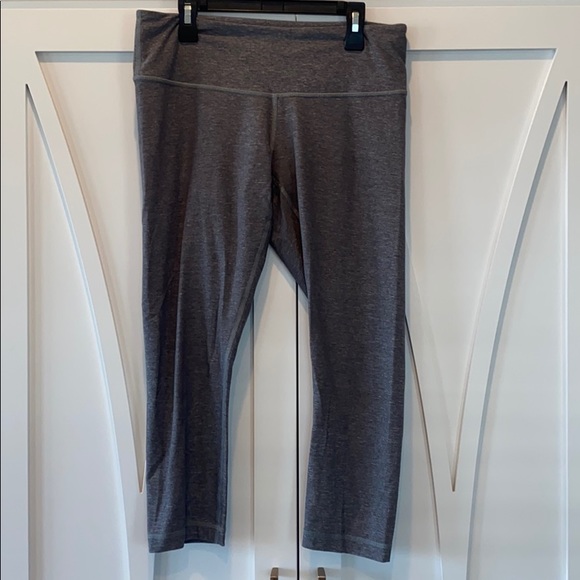 🍋Lululemon Wunder Under Crops - Picture 5 of 10